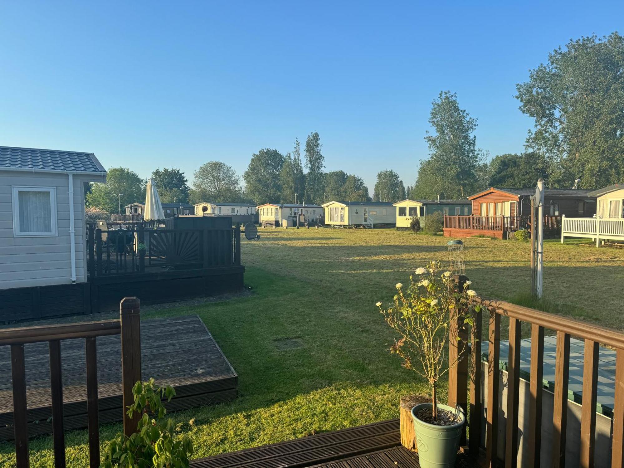 Beautiful 2 Bedroom Caravan On Billing Aquadrome นอร์ทแธมป์ตัน ภายนอก รูปภาพ