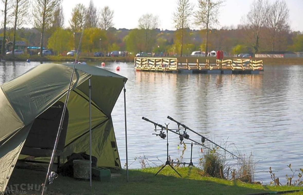 Beautiful 2 Bedroom Caravan On Billing Aquadrome นอร์ทแธมป์ตัน ภายนอก รูปภาพ